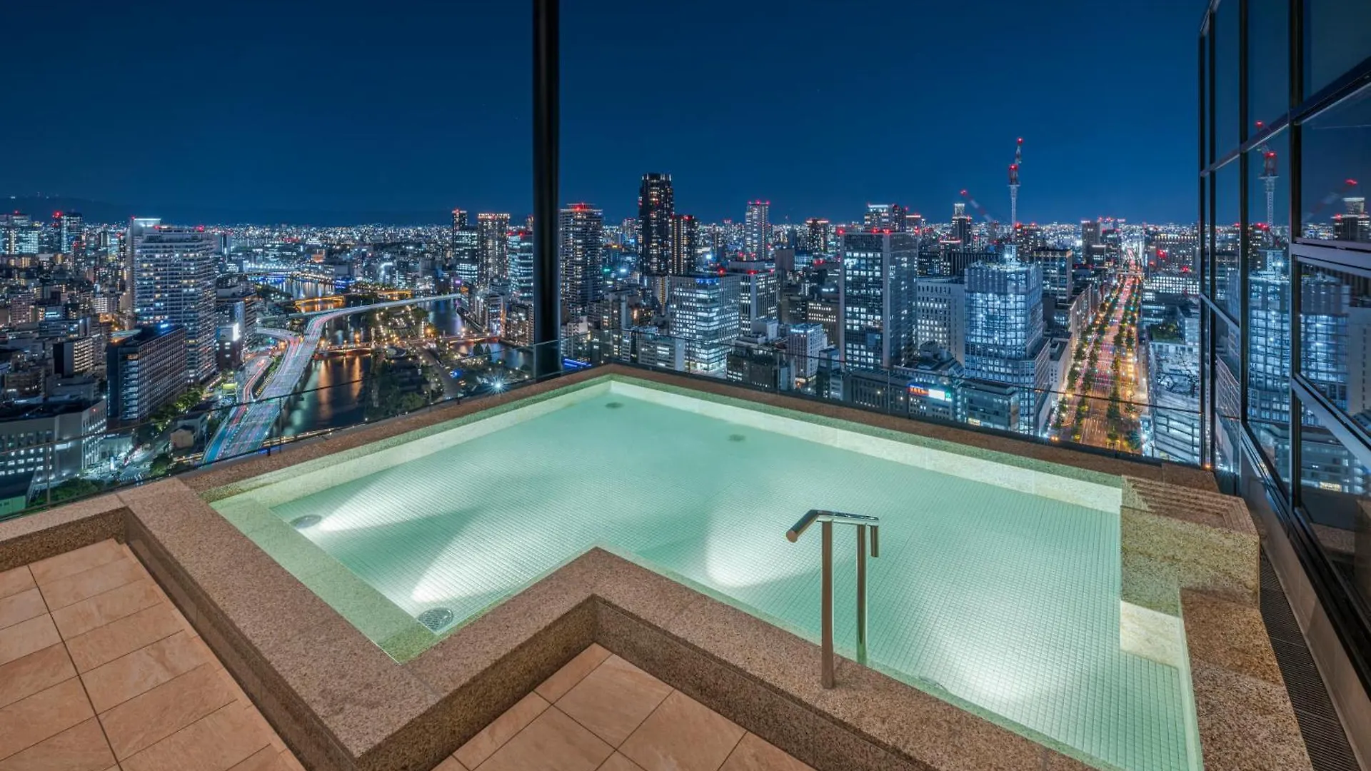 Candeo Hotels Osaka The Tower