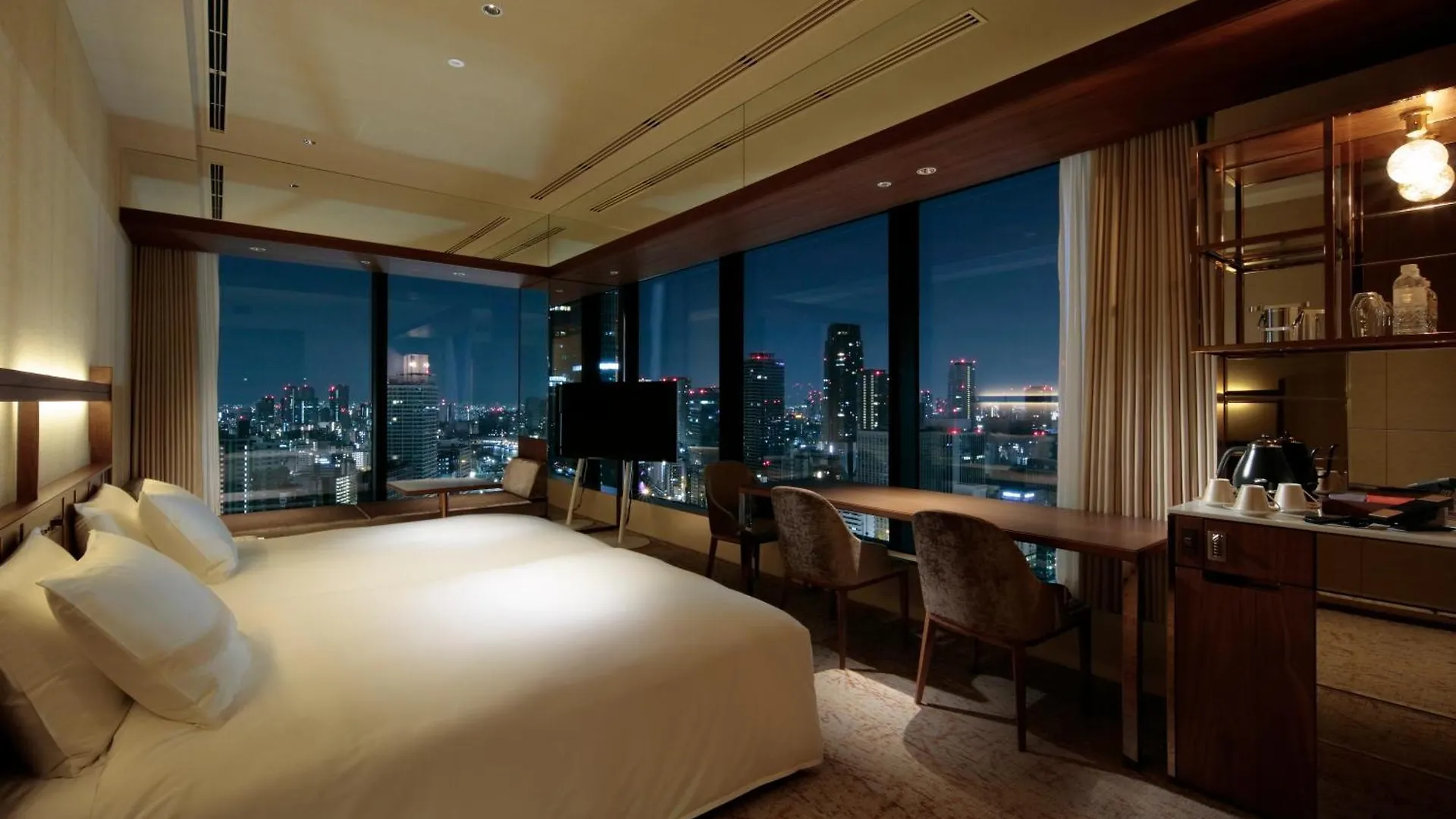 Candeo Hotels Osaka The Tower