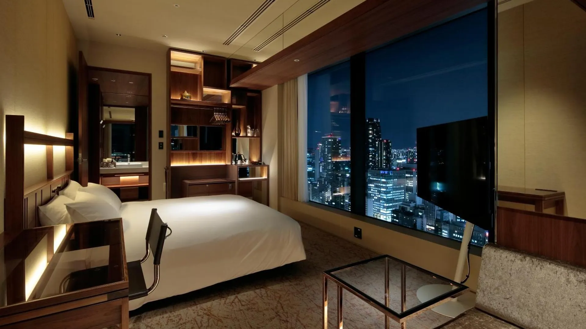 Candeo Hotels Osaka The Tower 5*,  Japan